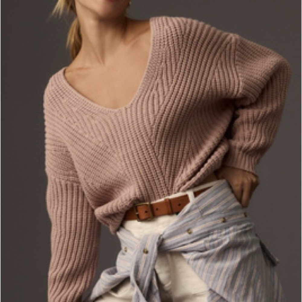 MAEVE V-NECK SCULPTURED JUMPER